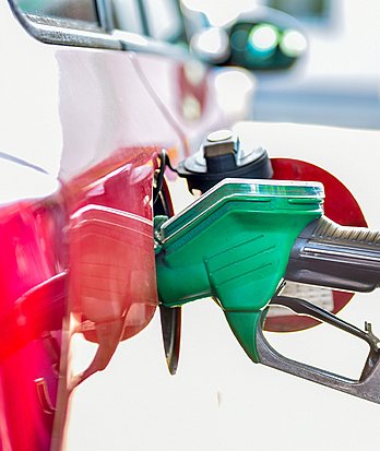 Abu Dhabi Low Cost of Fuel -  carousel
