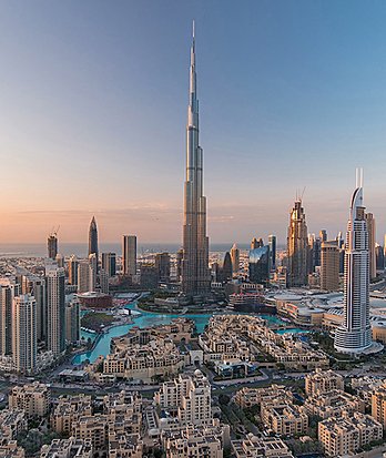 Dubai 10 reasons  Booming Real Estate
